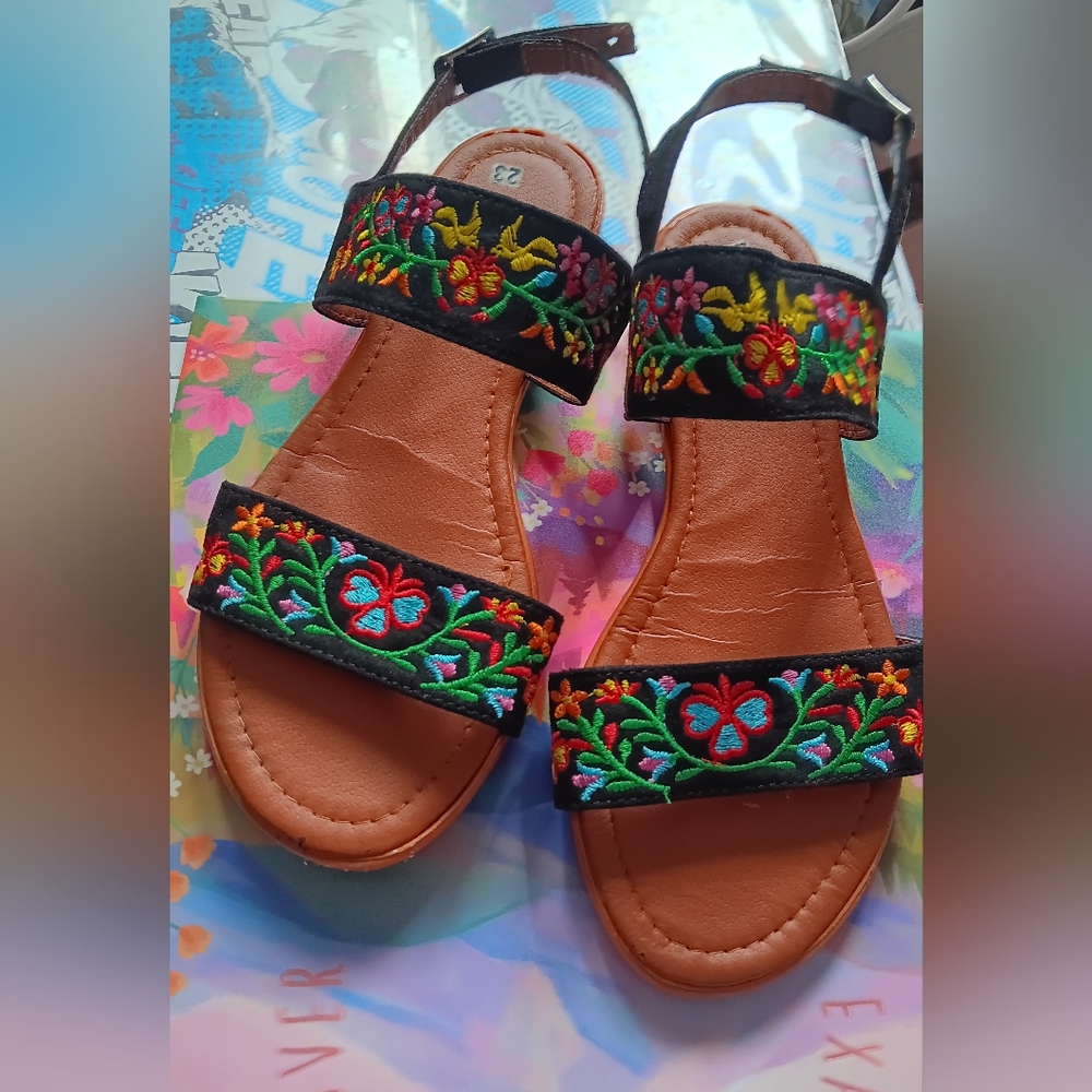 Floral Embroidered Sandals